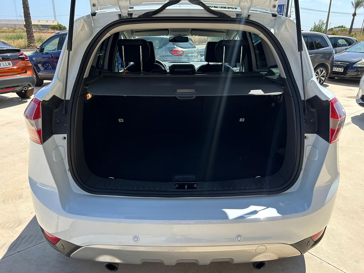 FORD KUGA TITANIUM 2.0 TDCI AUTO 4X4 SPANISH LHD IN SPAIN 110000 MILES 2010